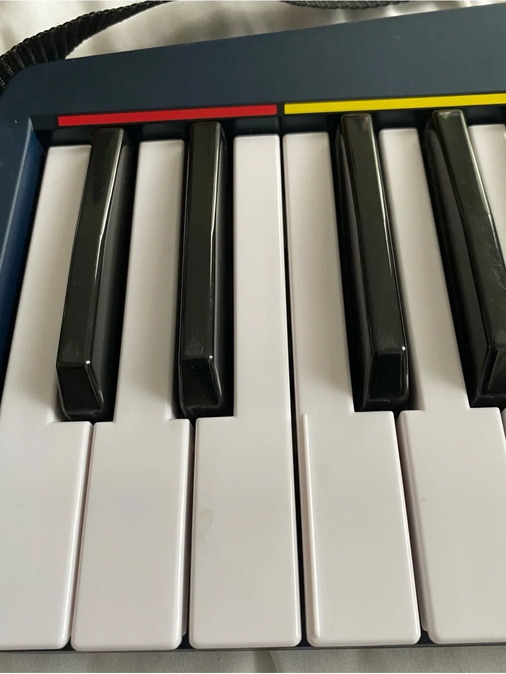 Rock Band 3 Wireless Pro Keyboard Keytar – Mad Catz – Tested & Working